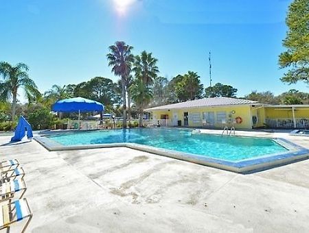 Crystal Isles Rv Resort Кристъл Ривър Екстериор снимка